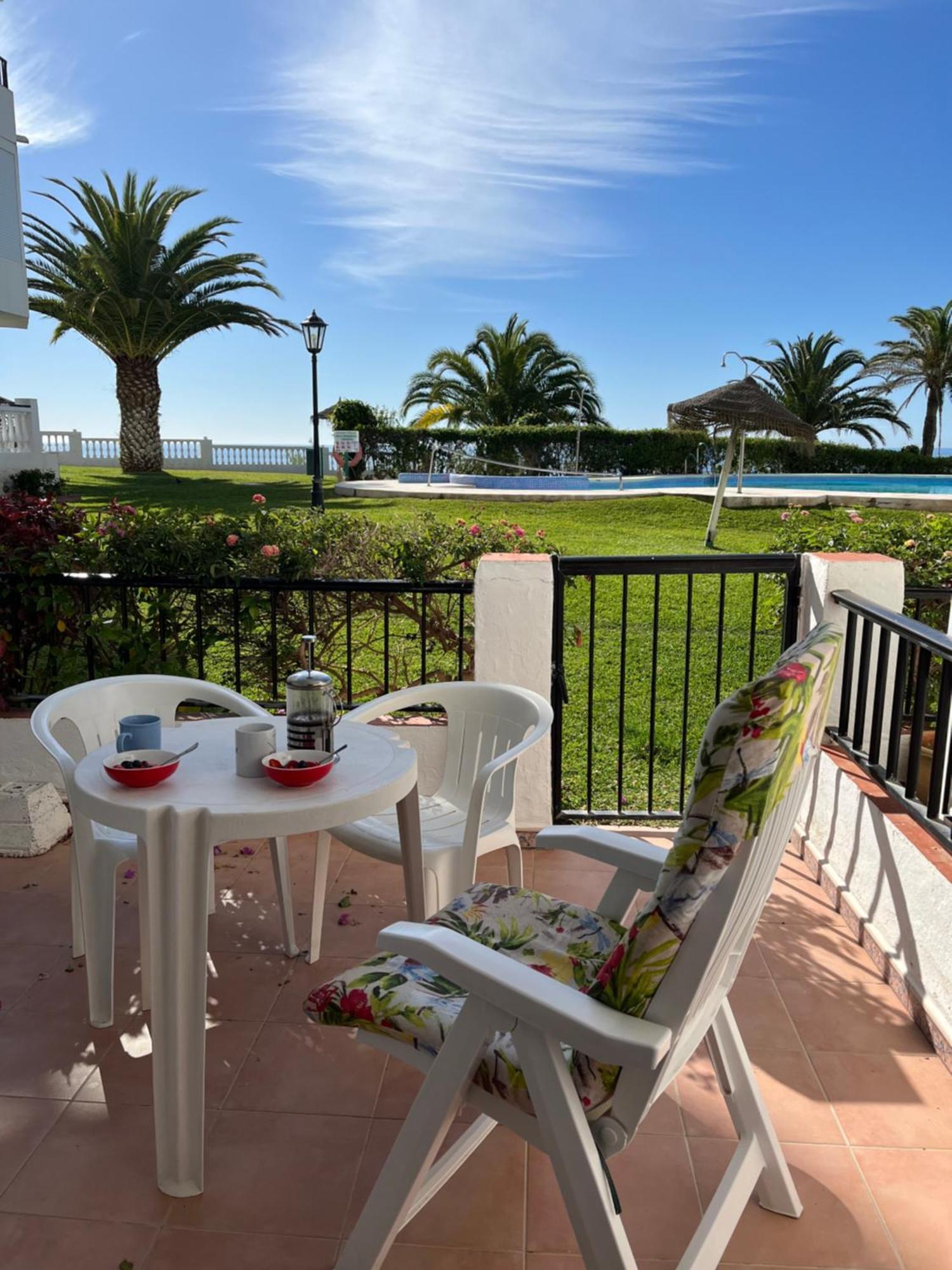 Sea & Pool View Garden Apartment Las Palmeras Nerja Bagian luar foto